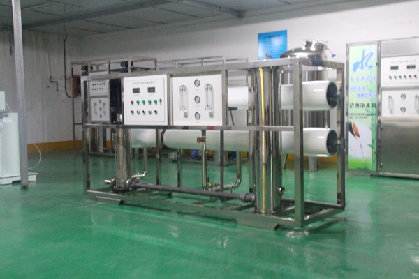 纯净水生产设备，矿泉水生产设备